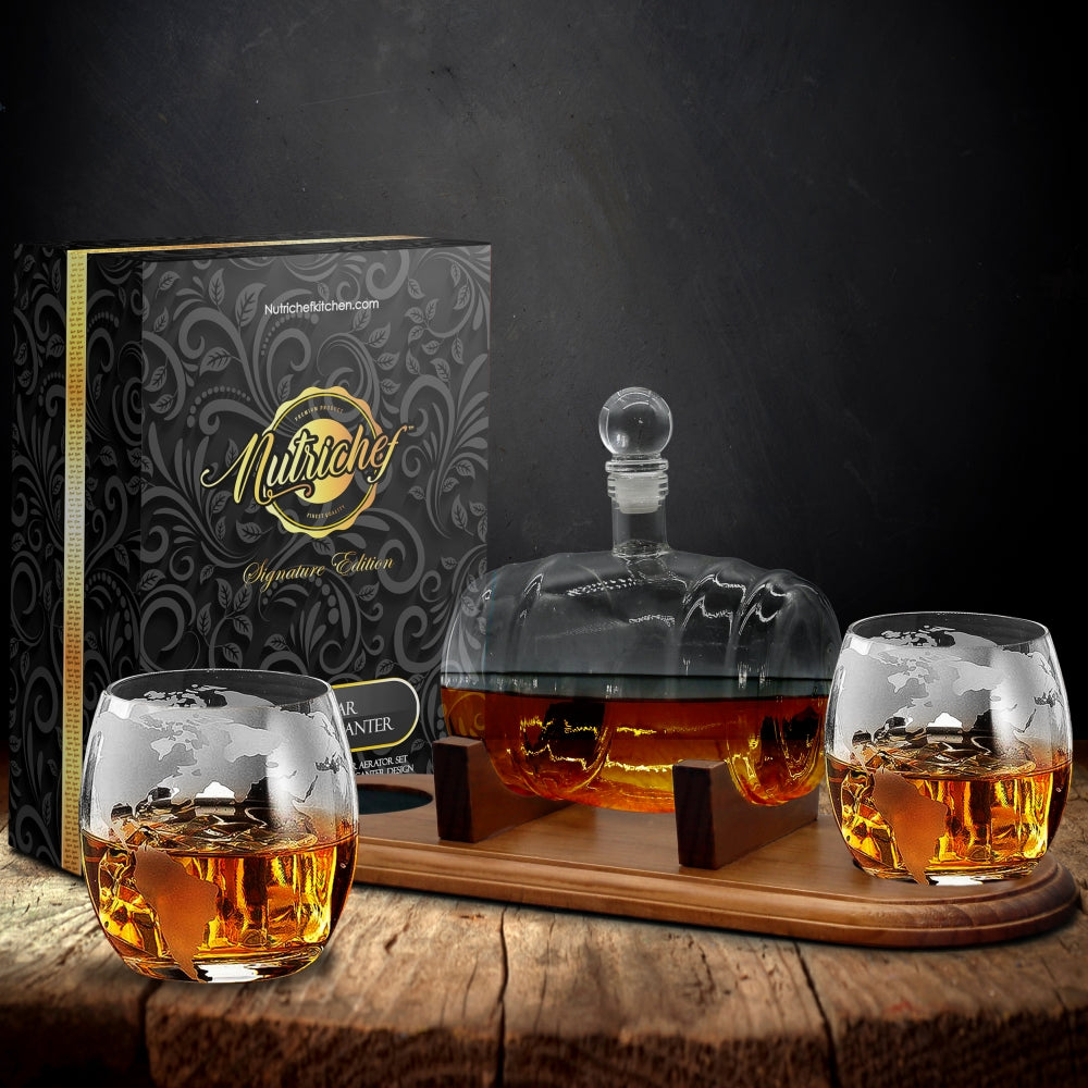 product image number 7 for NutriChef Whiskey & Wine Decanter Set