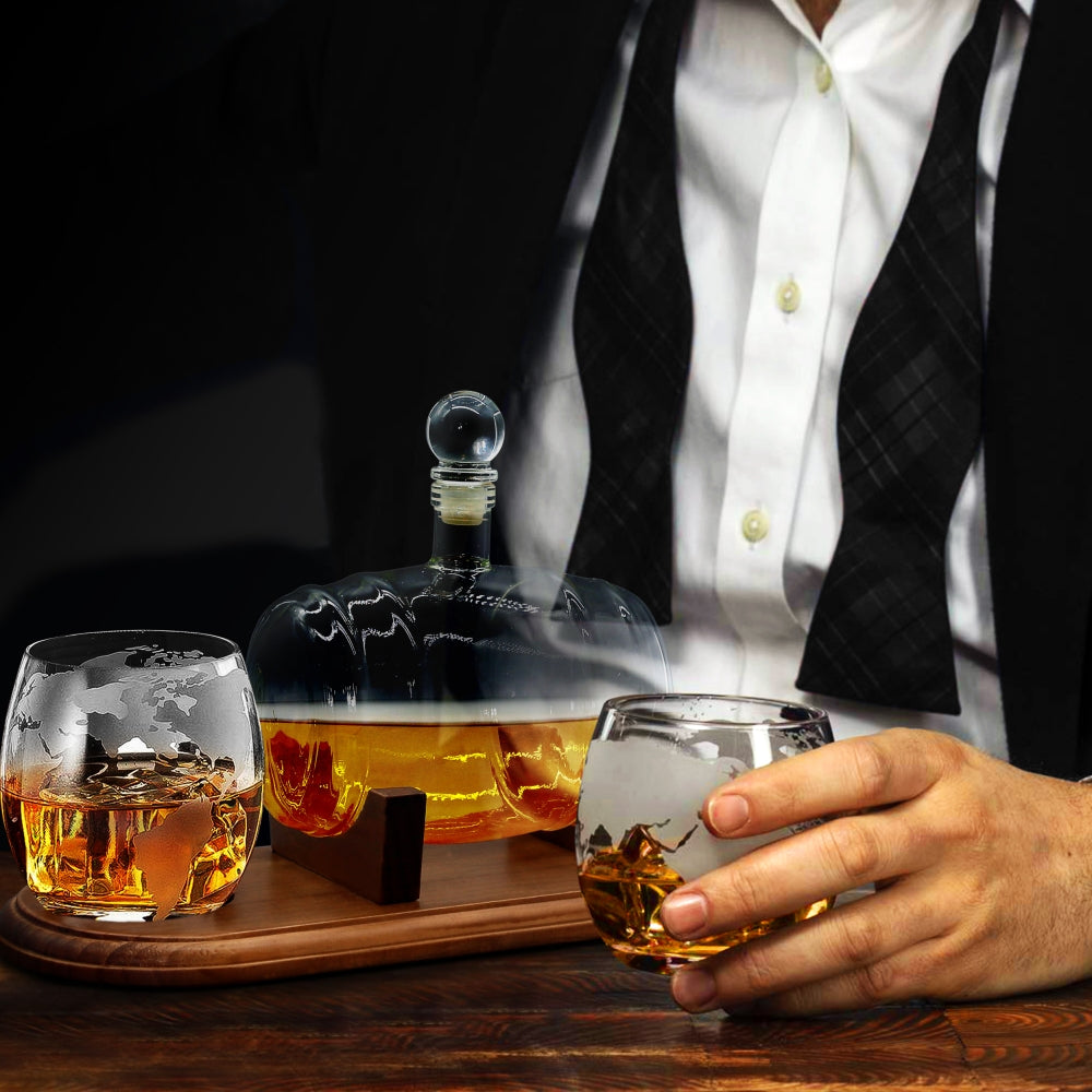 product image number 3 for NutriChef Whiskey & Wine Decanter Set